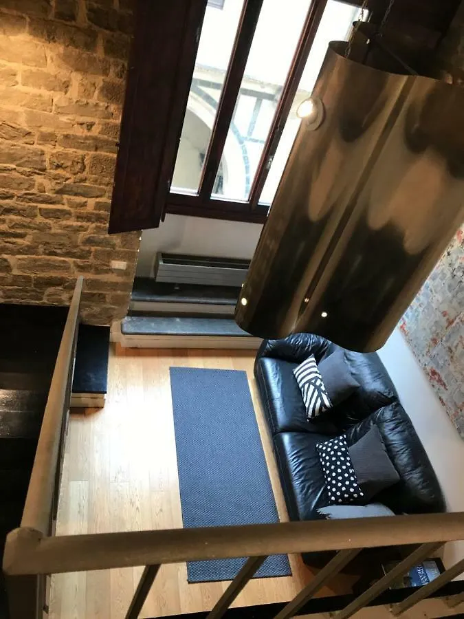 Appartement Borgo San Jacopo 21 à Florence Italie